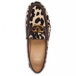 Valentino Garavani Women's VLogo Moess Calf Hair Loafer NIB size 39